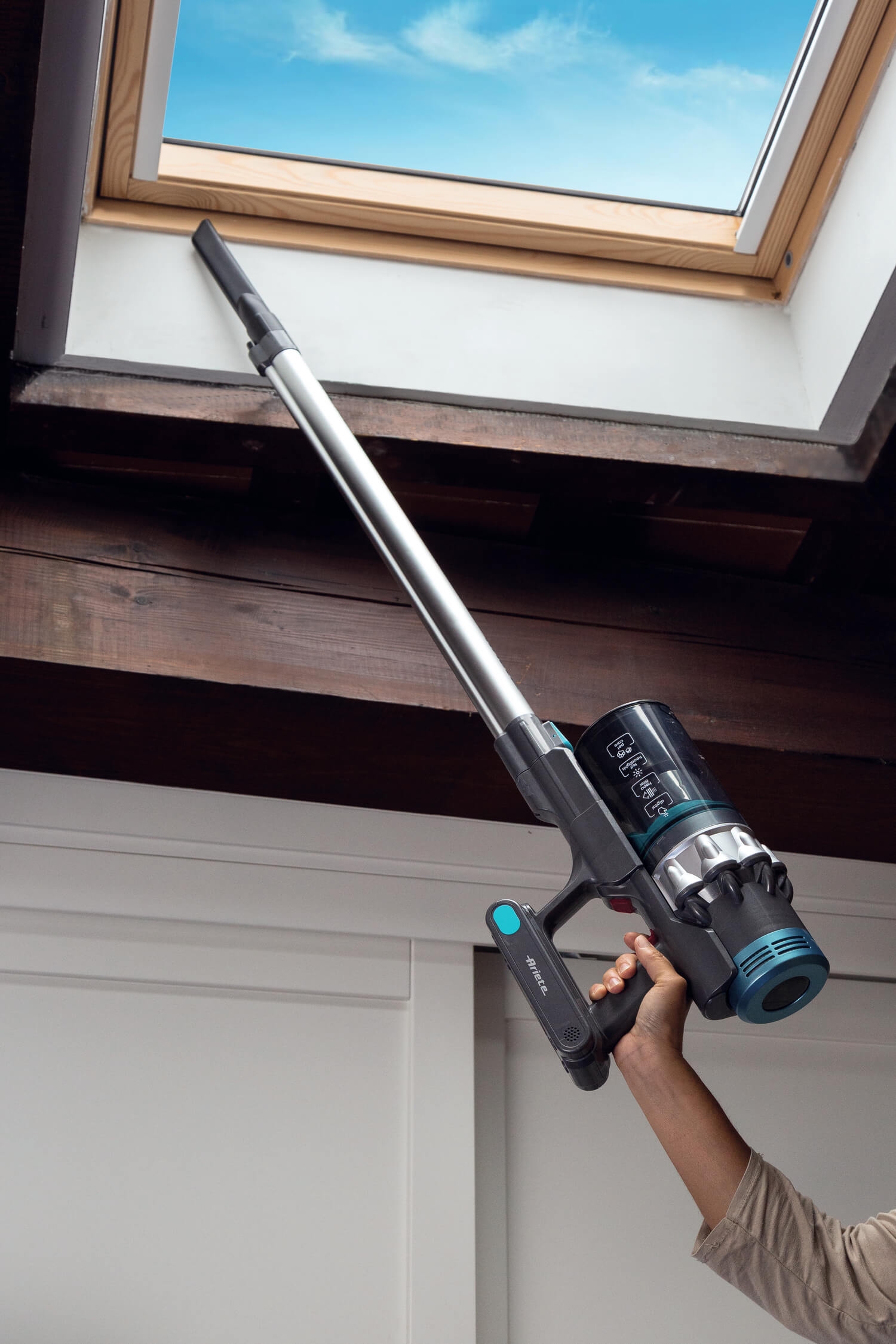 2704/01 LITHIUM DIGITAL PANEL